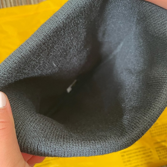 Drew beanie - Picture 2 of 4